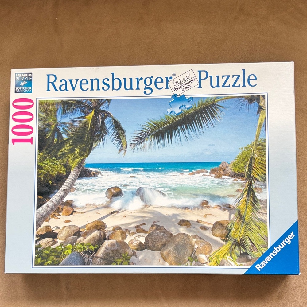Ravensburger Coastal Paradise Puzzle - Blue and Green